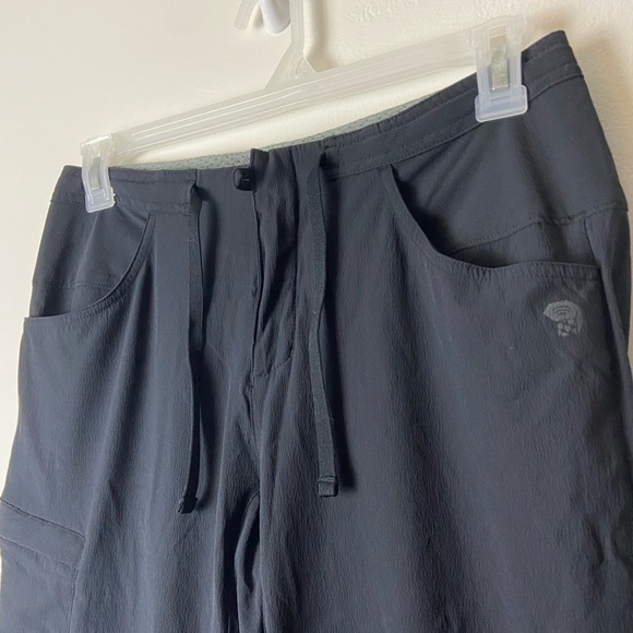 MOUNTAIN HARDWEAR • Women’s Black Outdoor Hiking Convertible Pants Size 8 - Picture 4 of 6